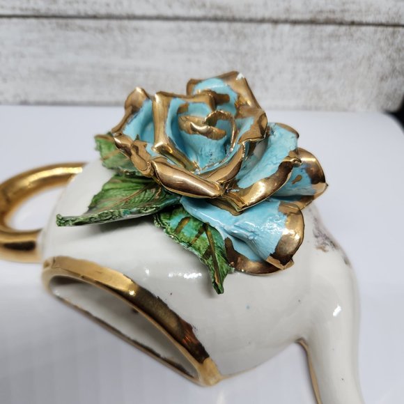 Hand Painted Mid Century Ceramic Teapot Wall Pocket, Blue Flower, Gold Accents - Picture 5 of 9